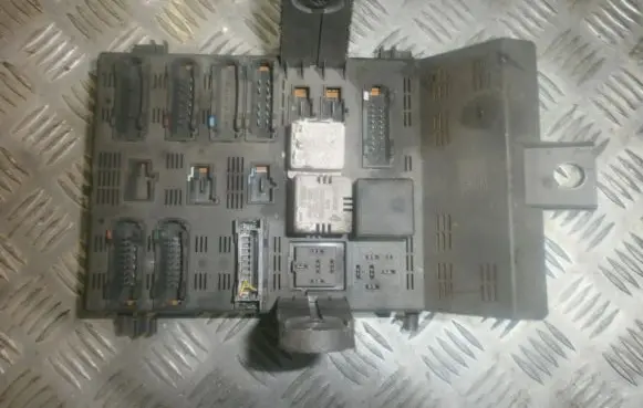 Renault Laguna I Fuse box set