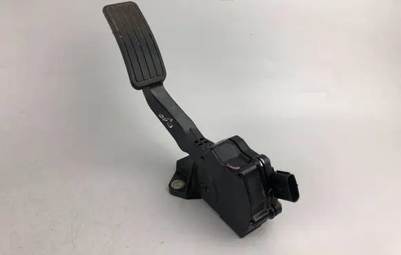 Subaru Outback Accelerator throttle pedal 36010AG140