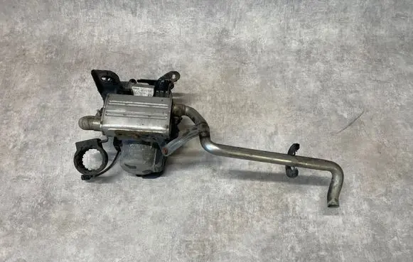 Volkswagen Touran II Auxiliary pre-heater (Webasto) 1K0815065AT 9026113B 9026130B