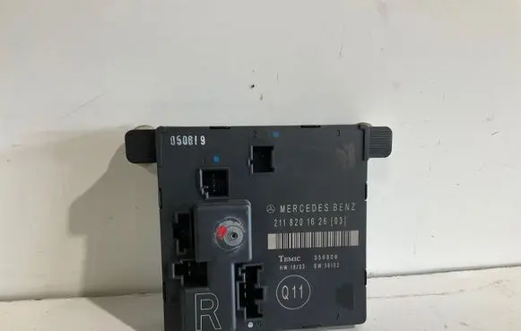 Mercedes-Benz E W211 Door control unit/module 2118201626 356806