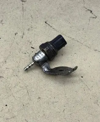 Mercedes-Benz C W204 Fuel pressure sensor A6510703081