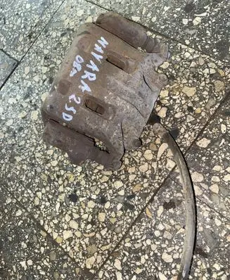 Nissan Navara Front brake caliper