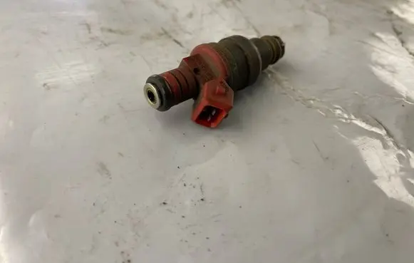 BMW 7 E38 Fuel injector 0280150778
