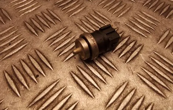 Opel Vivaro Coolant temperature sensor 226309418R