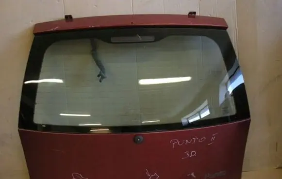 Fiat Punto (188) Tailgate/trunk/boot lid