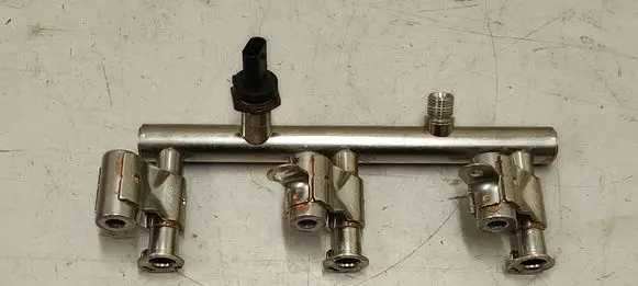 Ford Kuga III Fuel main line pipe HX7G9D280AB
