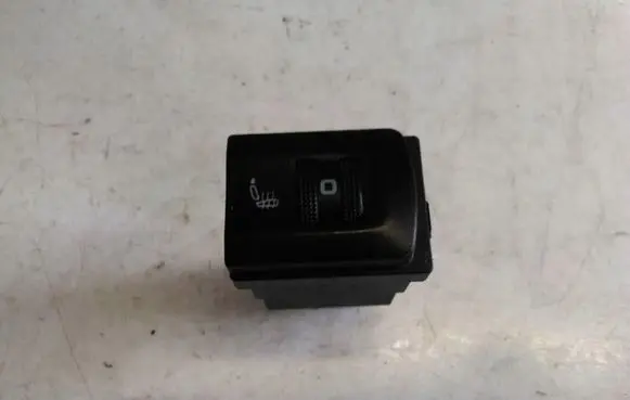 Audi A3 S3 8L Seat heating switch 8L0963564C