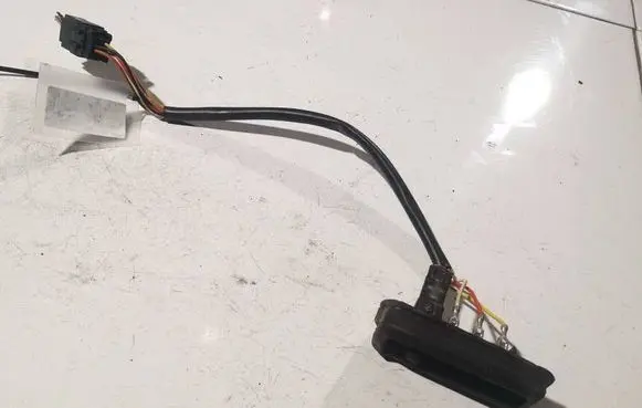 Sensor