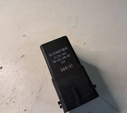 Peugeot 407 Glow plug pre-heat relay