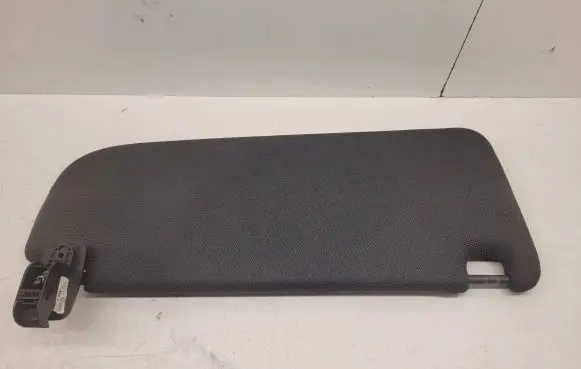 Sun visor