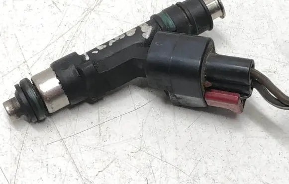 Chrysler Town & Country V Fuel injector 0280158119 04861667AA