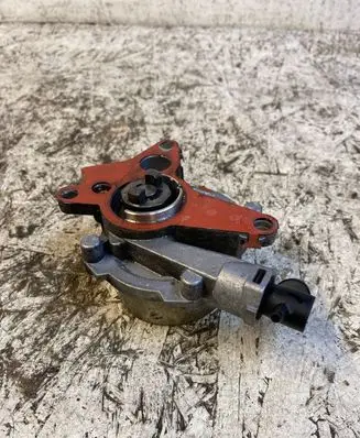 Renault Kadjar Vacuum pump