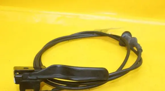 Opel Vectra C Engine bonnet (hood) release handle 24421819