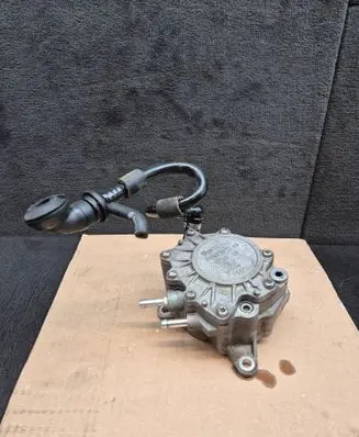 Audi A6 S6 C6 4F Vacuum pump 03G145209C 03G145209D