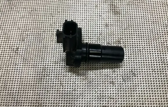 Nissan Note (E11) ABS wheel speed sensor G4T07581A