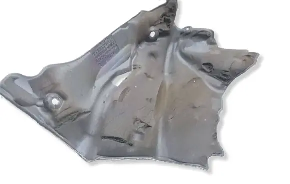 BMW 3 F30 F35 F31 Heat shield in engine bay 8513138