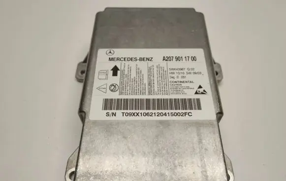 Mercedes-Benz E C207 W207 Airbag control unit/module A2079011700