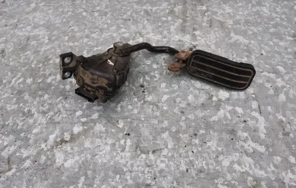 Volkswagen Sharan Accelerator throttle pedal 7M3723507D YM219F836FB