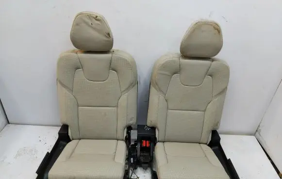 Volvo XC90 Rear seat 