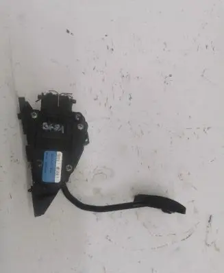 Renault Master II Accelerator throttle pedal