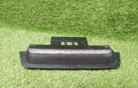 Volvo S60 Third/center stoplight 8641732 148316