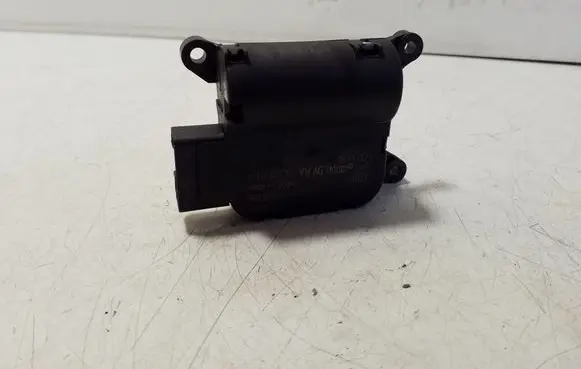 Audi TT TTS Mk2 Air flap motor/actuator 1K0907511 0132801345