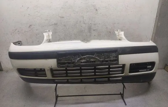 Volkswagen Golf IV Front bumper
