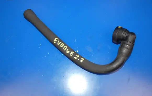 Land Rover Evoque I Engine coolant pipe/hose 