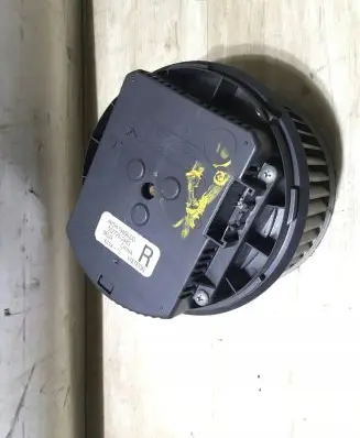 Volvo C70 Heater fan/blower 11377302