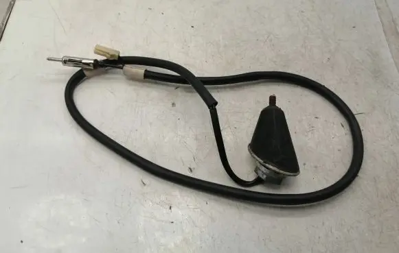Toyota Corolla Verso AR10 Radio antenna 863000F011