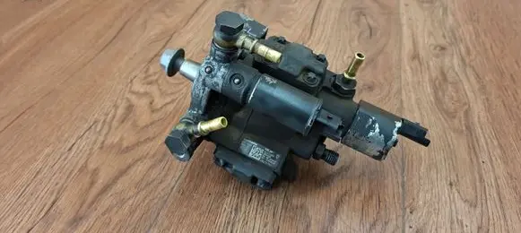 Renault Laguna III Fuel injection high pressure pump A2C53252602