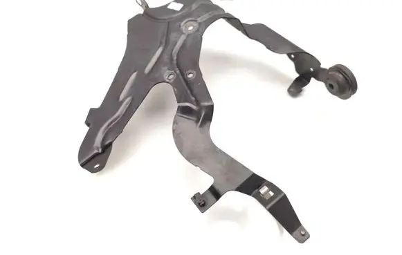 Volkswagen Touareg I Webasto auxiliary heater mount bracket 7L0819750G
