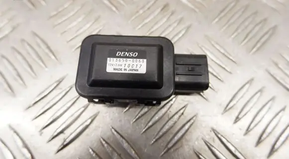 Lexus ES 300h (7th Gen) Air quality sensor 0136500060