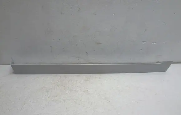 Opel Vivaro Sliding door rail trim 