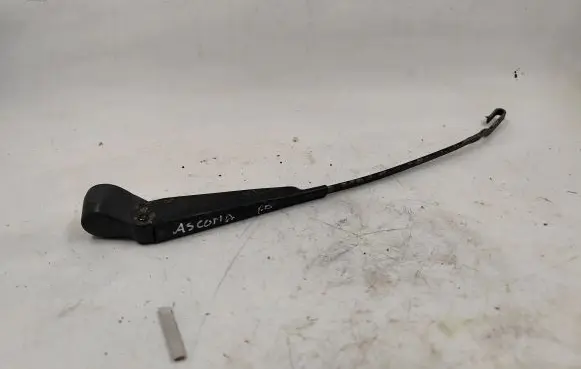 Opel Ascona C Front wiper blade arm 90034415