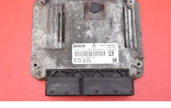Opel Vectra C Engine control unit/module ECU 55205632ES