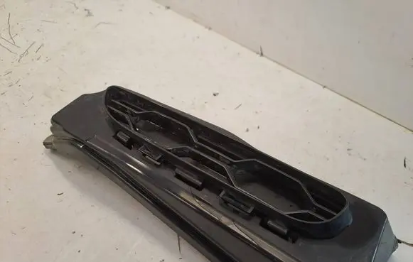 BMW X5 G05 Front grill 5A08872 16877010