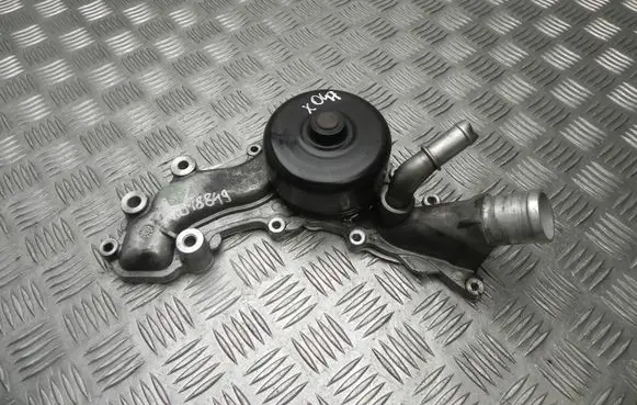 Dodge Caravan Water pump 05184498 VD18849