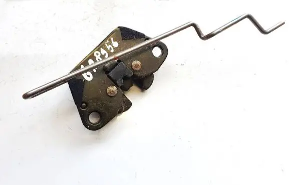 Ford Focus Seat back rest lock catch 