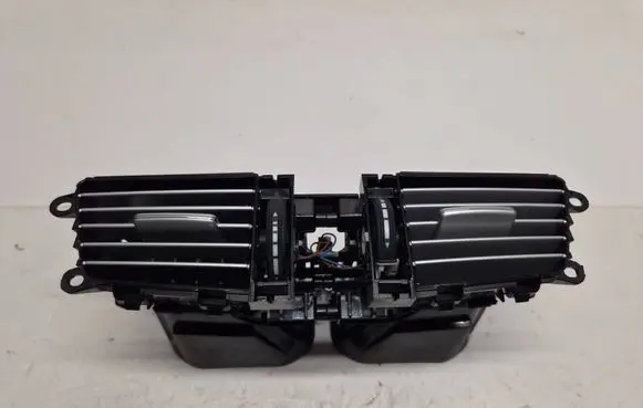Mercedes-Benz E W212 Dash center air vent grill A2128302854 06825002