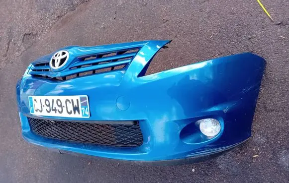 Toyota Auris 150 Front bumper