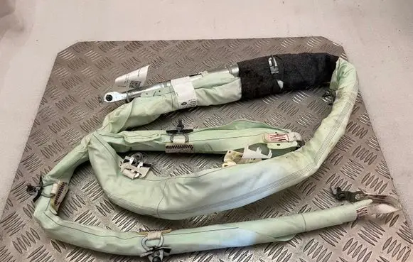 Land Rover Discovery 5 Roof airbag HY3214K160AD