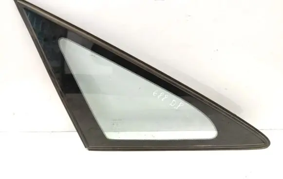 Toyota Previa (XR30, XR40) II Front triangle window/glass 43R00033 AS2 M213