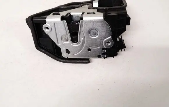 BMW 5 F10 F11 Rear door lock 7202147 A046998