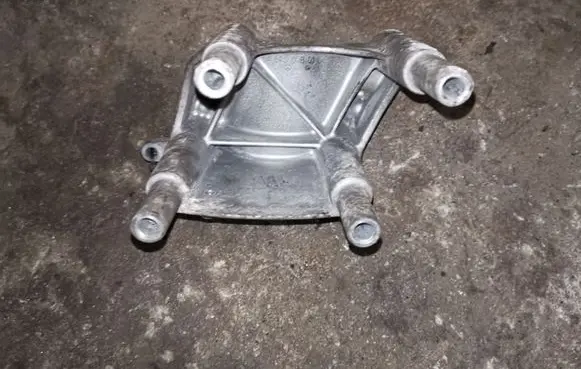 Mercedes-Benz Vito Viano W639 Fuel filter bracket/mount holder A6460780161