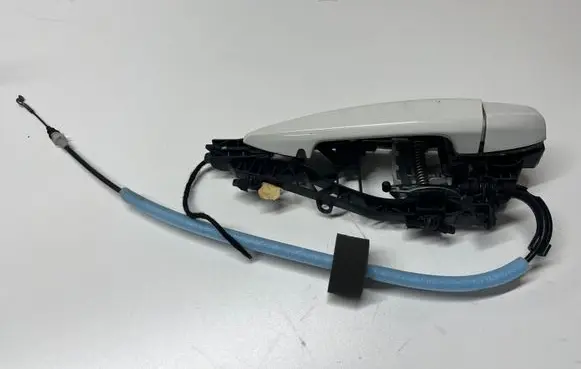 BMW X2 F39 Front door exterior handle 7401209
