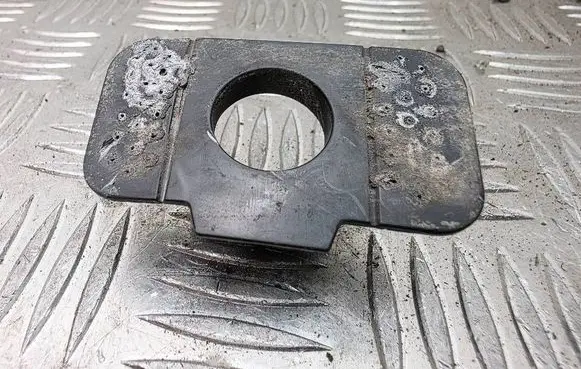 Hyundai i30 Rear parking sensor holder (PDC) 