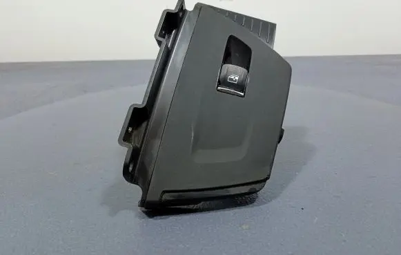 BMW X4 F26 Electric window control switch 7410249
