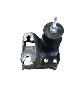 Engine mount bracket