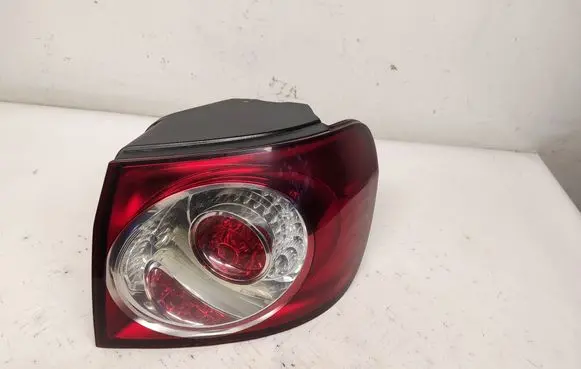 Volkswagen Golf Plus Rear/tail lights 5M0945096S